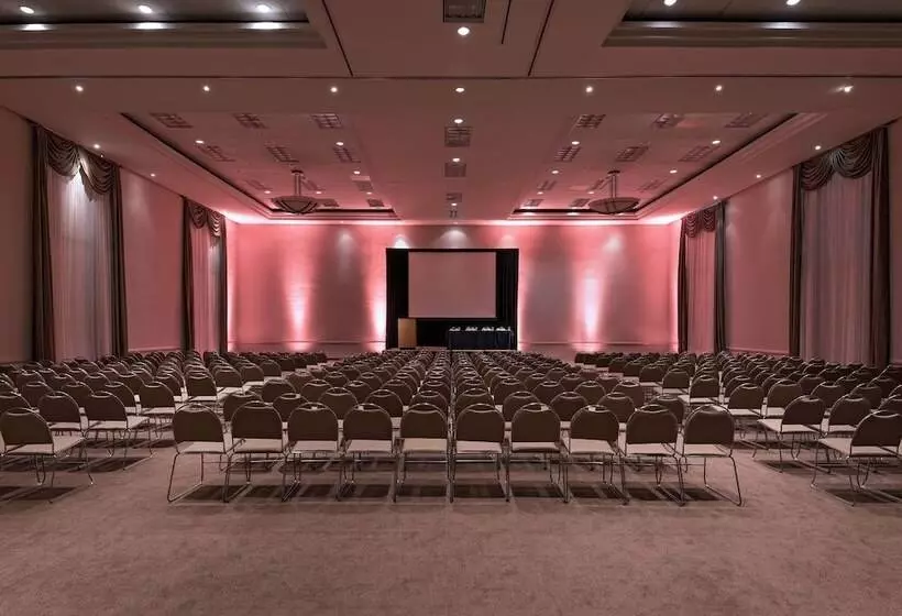 호텔 Four Points By Sheraton Galerias Monterrey