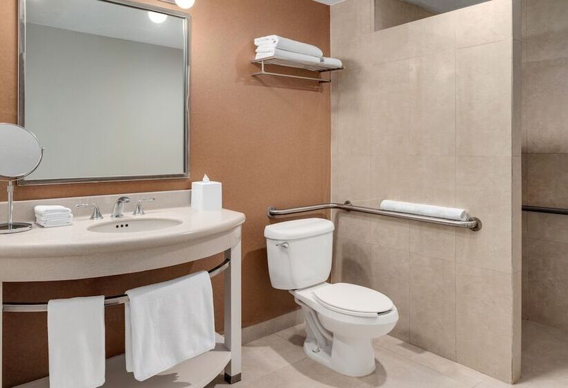 Otel Four Points By Sheraton Galerias Monterrey