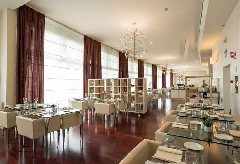 هتل Doubletree by Hilton Florence Metropole