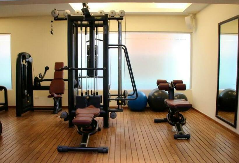 فندق Holiday Inn   Villahermosa Aeropuerto, An Ihg