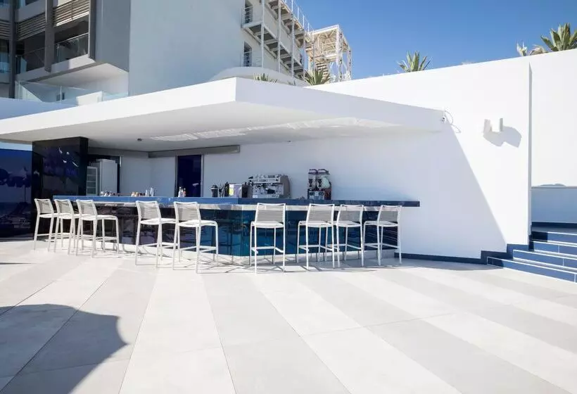 I Resort Beach Hotel & Spa