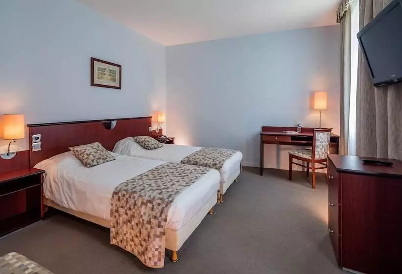 Noemys Neris Montlucon Hotel Restaurant