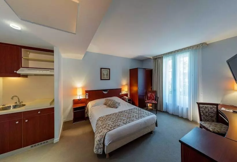 Noemys Neris Montlucon Hotel Restaurant