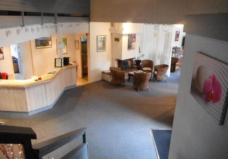 هتل Noemys Viviersdulac