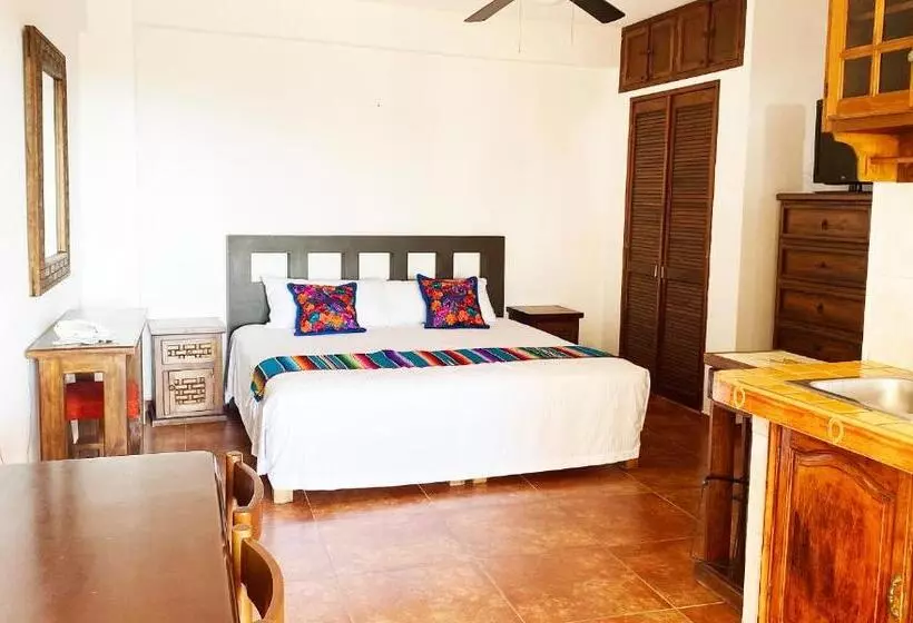 Отель Paloma Del Mar