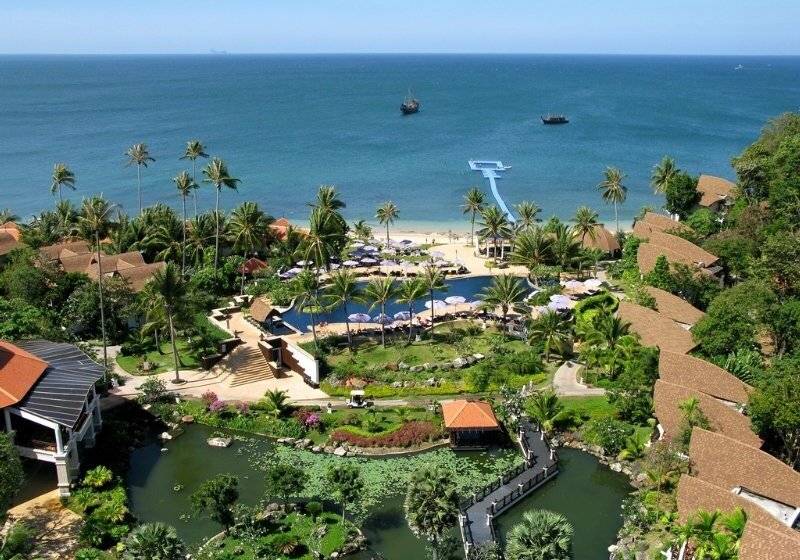 בית מלון כפרי Rawi Warin Resort And Spa   Sha Extra Plus