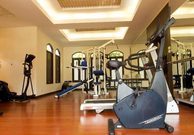 בית מלון כפרי Rawi Warin Resort And Spa   Sha Extra Plus