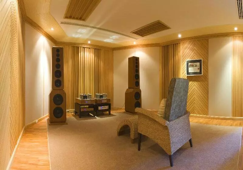 酒店 Rawi Warin Resort And Spa Sha Extra Plus