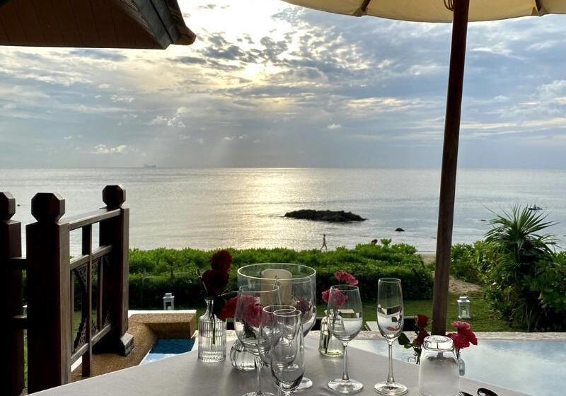 בית מלון כפרי Rawi Warin Resort And Spa   Sha Extra Plus