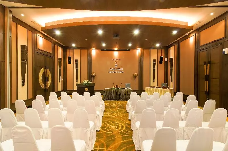 酒店 Rawi Warin Resort And Spa Sha Extra Plus