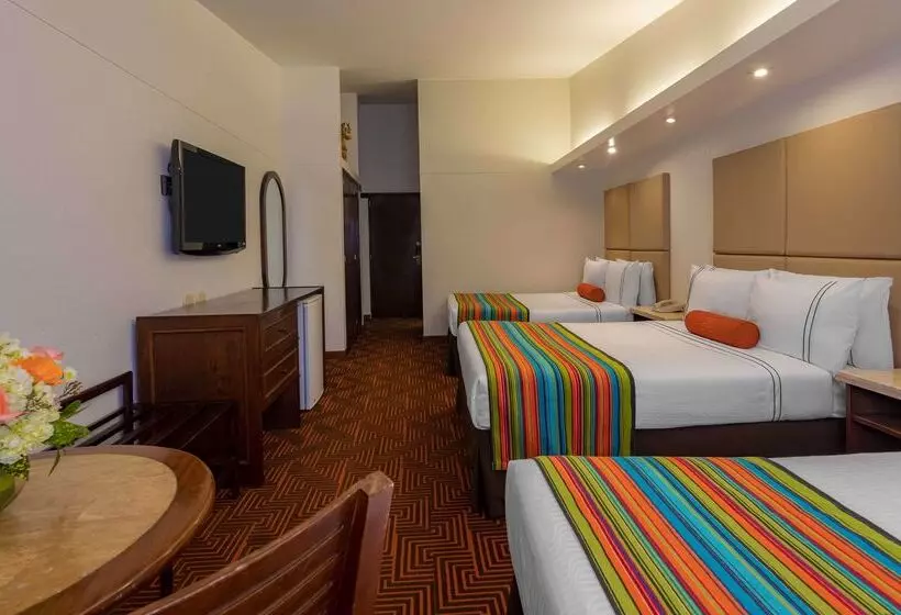 هتل Sonesta Posadas Del Inca Puno