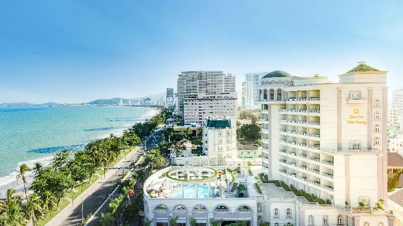 Sunrise Nha Trang Beach Hotel & Spa
