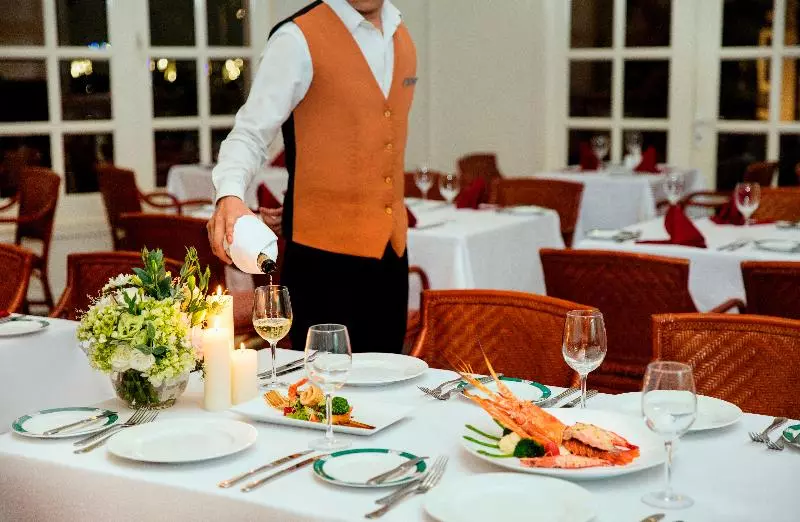 Sunrise Nha Trang Beach Hotel & Spa