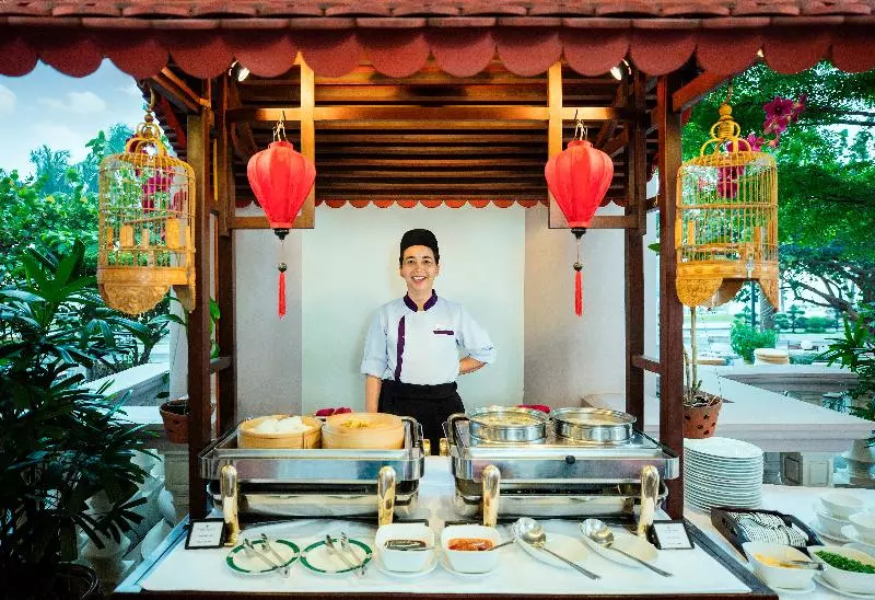 Sunrise Nha Trang Beach Hotel & Spa