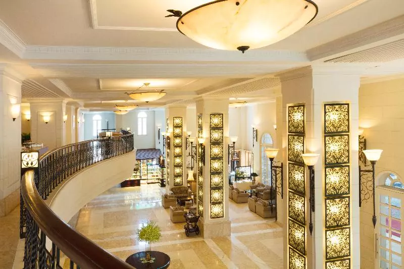 Sunrise Nha Trang Beach Hotel & Spa