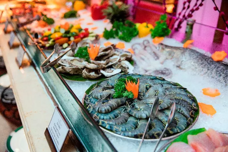 Sunrise Nha Trang Beach Hotel & Spa