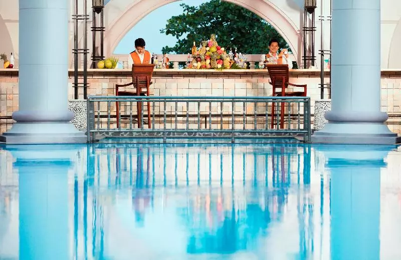 Sunrise Nha Trang Beach Hotel & Spa