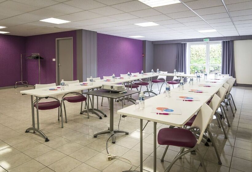 בית מלון כפרי The Originals City, Hôtel La Saulaie, Saumur Ouest