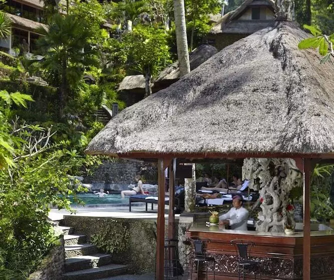 Отель Tjampuhan Spa