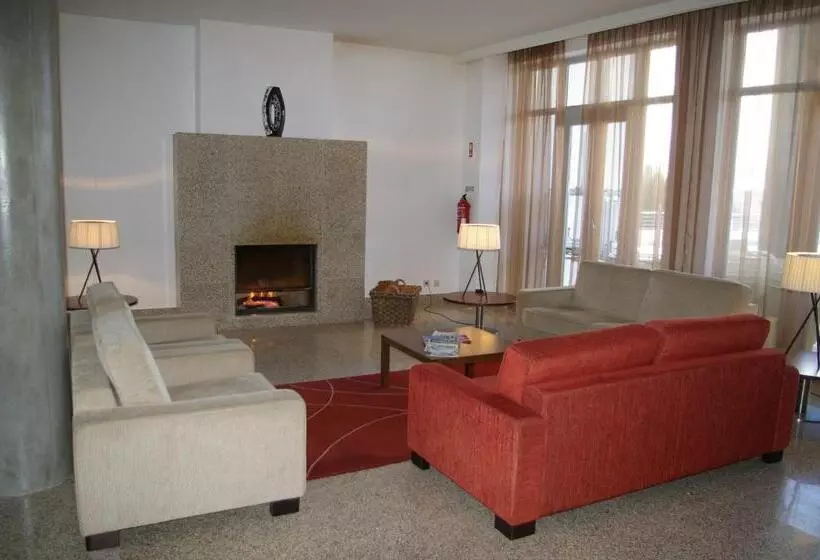 فندق Turismo De Trancoso