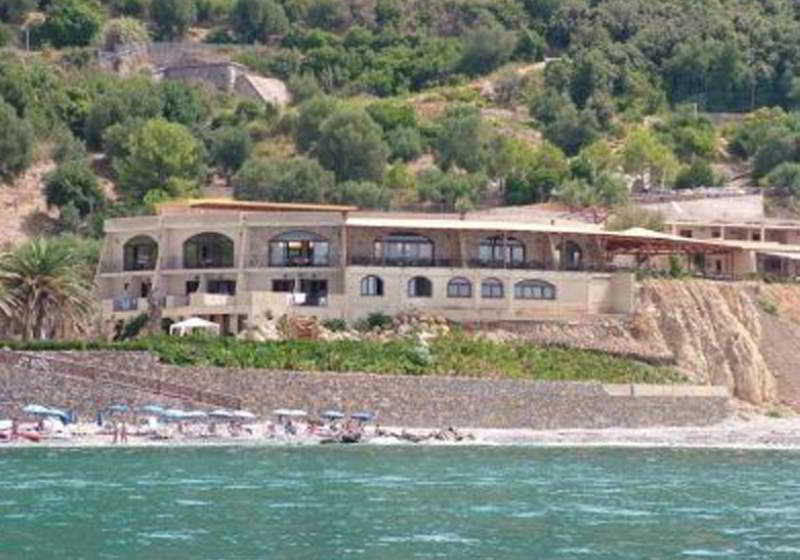 Отель Villaggio Club La Marée