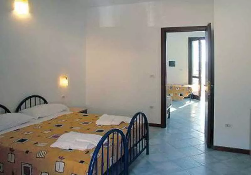 בית מלון כפרי Villaggio Club La Marée