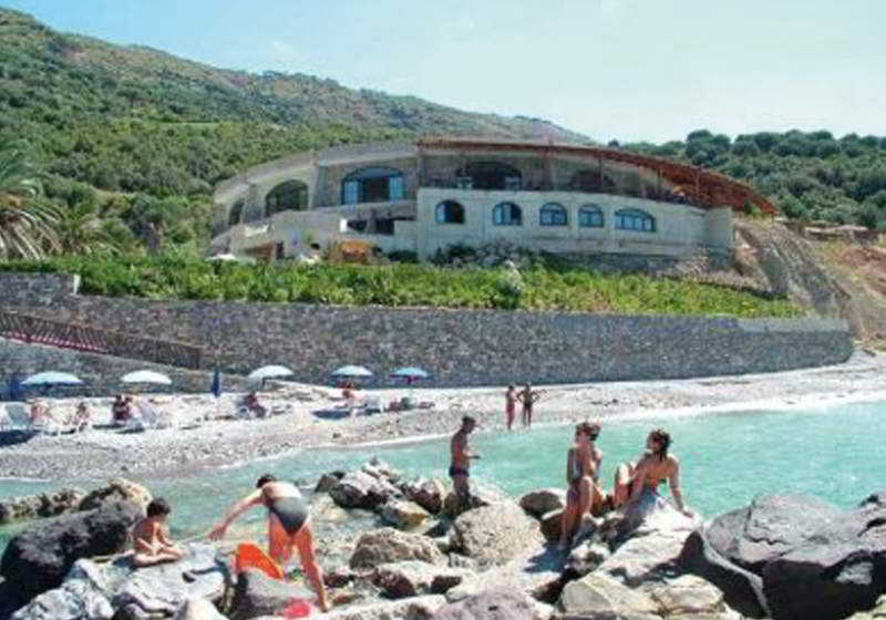 Отель Villaggio Club La Marée