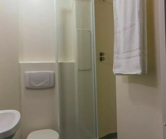 酒店 West Park Summer Campus