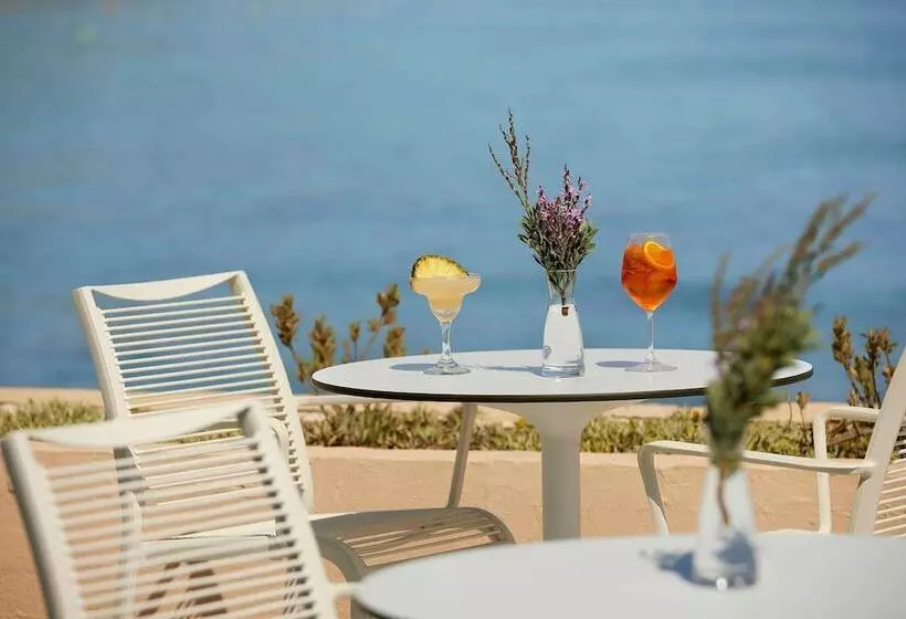 I Resort Beach Hotel & Spa