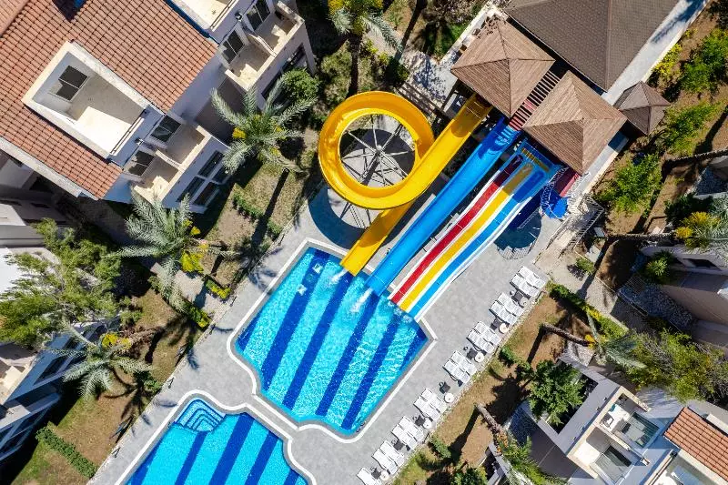 אתר נופש Seven Seas Gravel Select