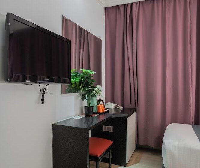 Floresta Hotel Chinatown