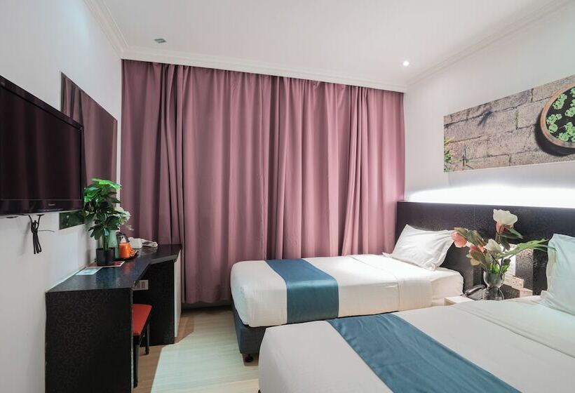 Floresta Hotel Chinatown