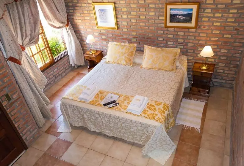 هتل Colina Del Valle