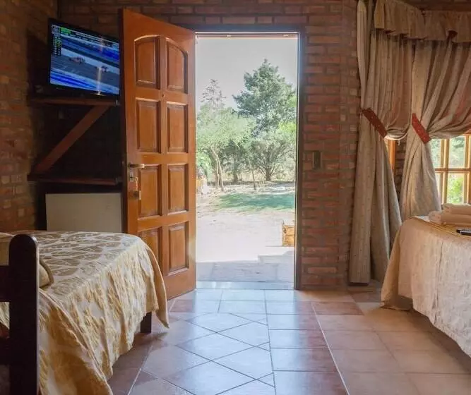 هتل Colina Del Valle