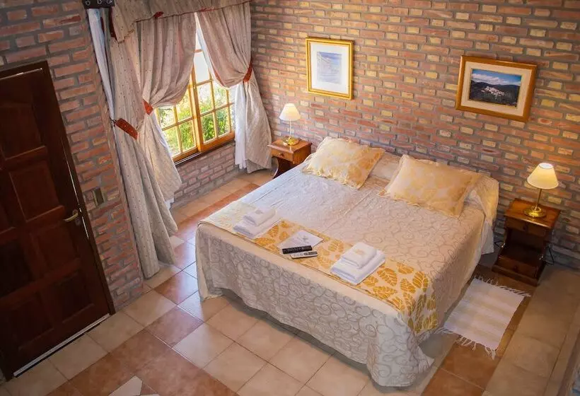 هتل Colina Del Valle