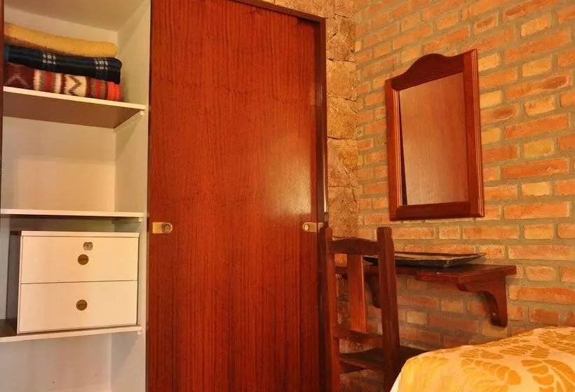 هتل Colina Del Valle