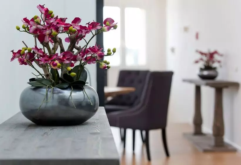 בית מלון כפרי Days Inn Dessau