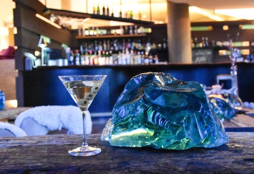 هتل Esplendor By Wyndham El Calafate