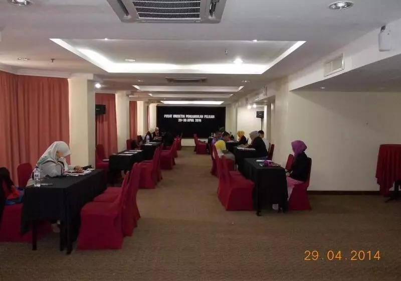 فندق Grand Crystal Kedah