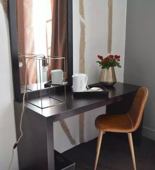 ホテル Château De La Pomarède