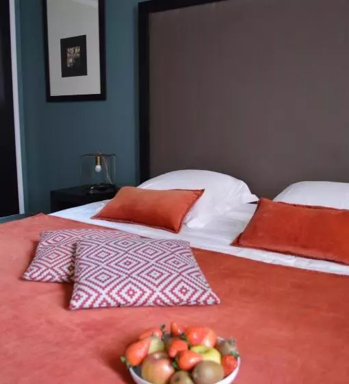 ホテル Château De La Pomarède