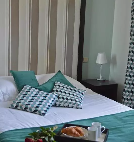 ホテル Château De La Pomarède