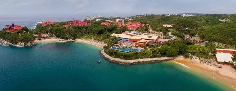 Hotelli Las Brisas Huatulco