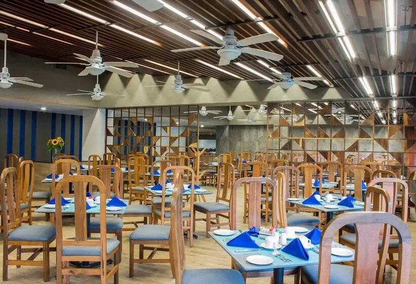 Hotelli Las Brisas Huatulco