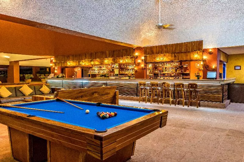 Hotelli Las Brisas Huatulco