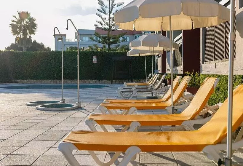 בית מלון כפרי Muthu Oura Praia