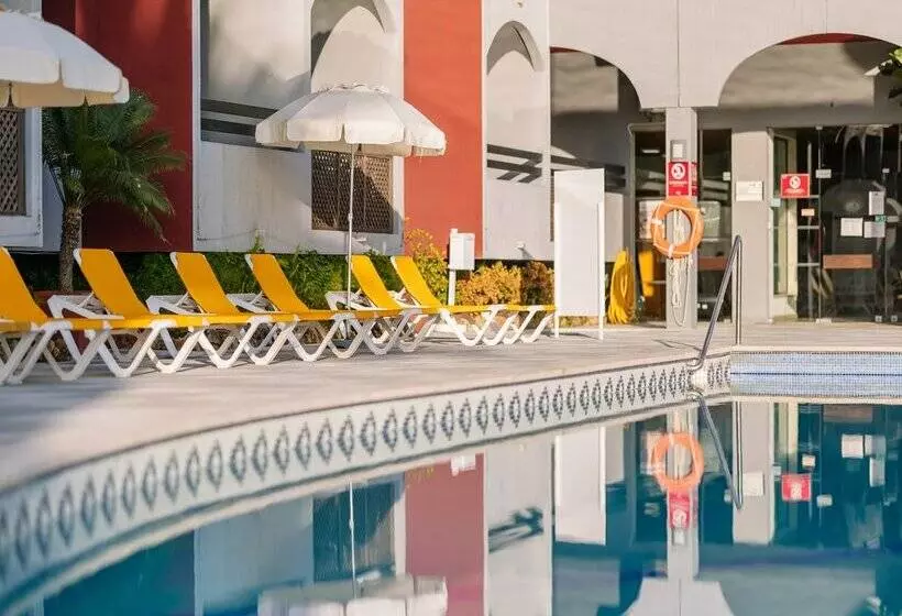 בית מלון כפרי Muthu Oura Praia