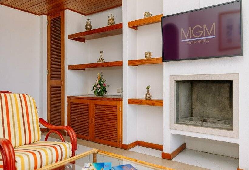 Hotelli Muthu Oura Praia