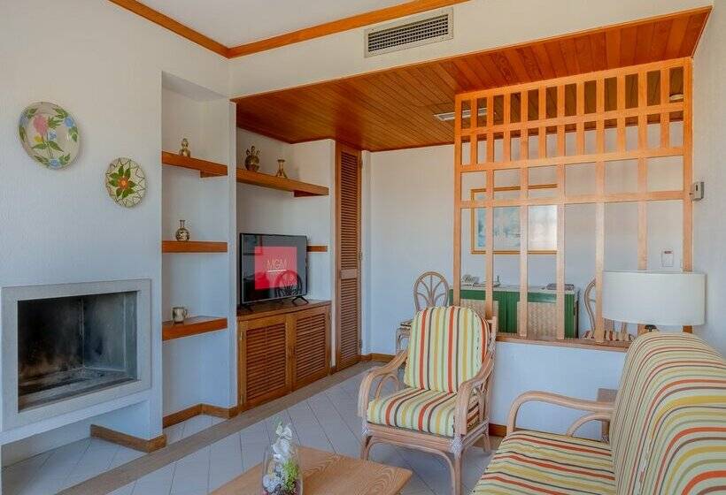 Hotelli Muthu Oura Praia