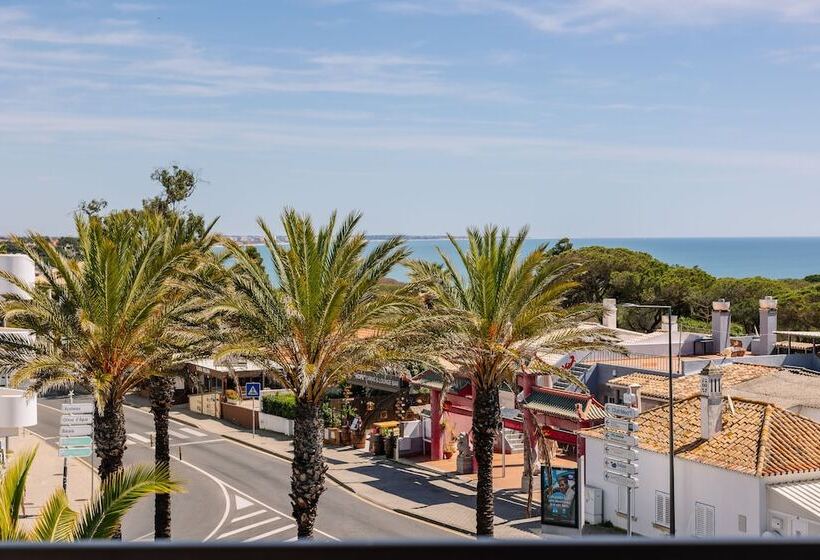 Hotelli Muthu Oura Praia